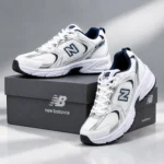 کتانی new balance530  سفید خط سورمه ای زیره pu کیفیت بسیار بالا - تصویر 4